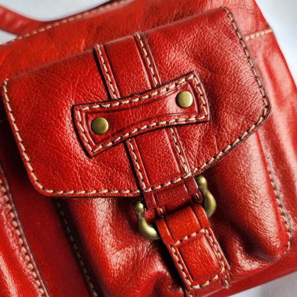 Fossil Red Leather Lady Purse/ Handbag - Picture 7 of 16